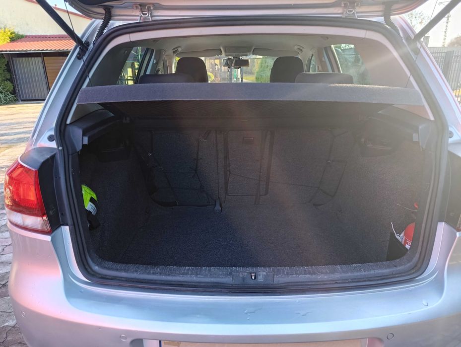 Sprzedam Volkswagen Golf VI 1.6 2012r