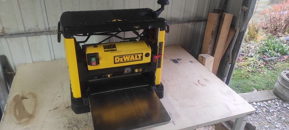 Grubościówka DeWalt dw 733