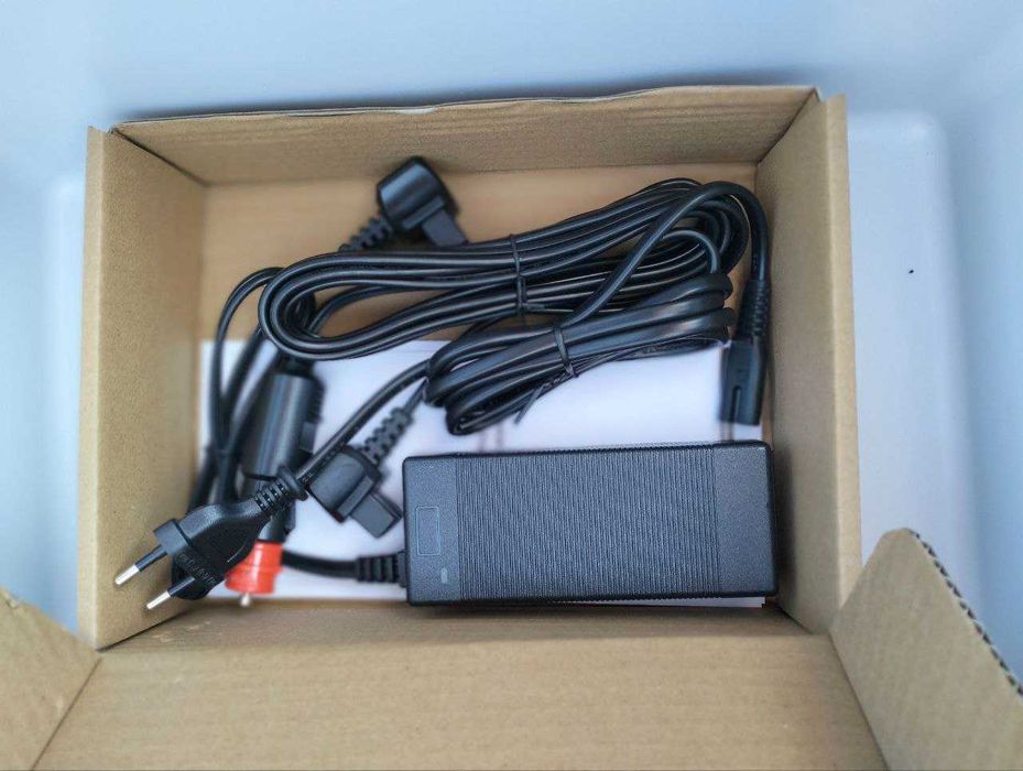 Автохолодильник компрессорный  К25  12-24-220V