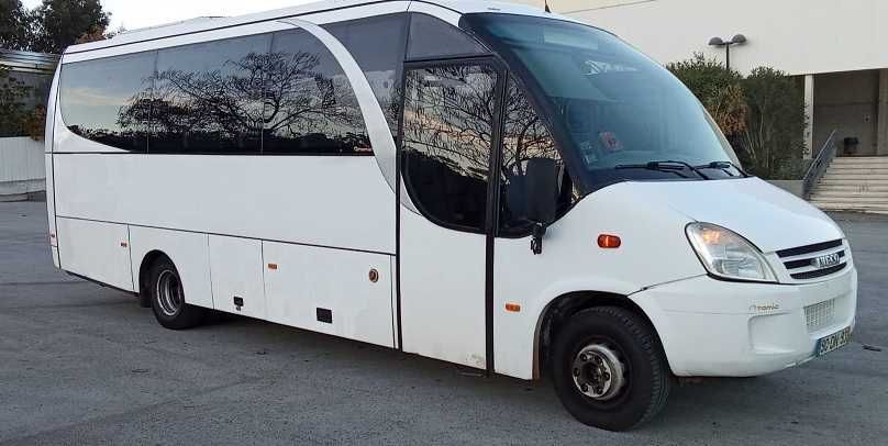 Minibus / Autocarro Atomic IVECO 390 (279cv) 27 Lugares