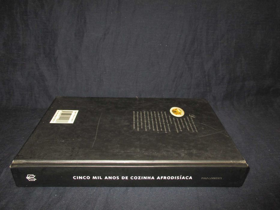 Livro Cinco mil anos de Cozinha Afrodisíaca Pino Correnti