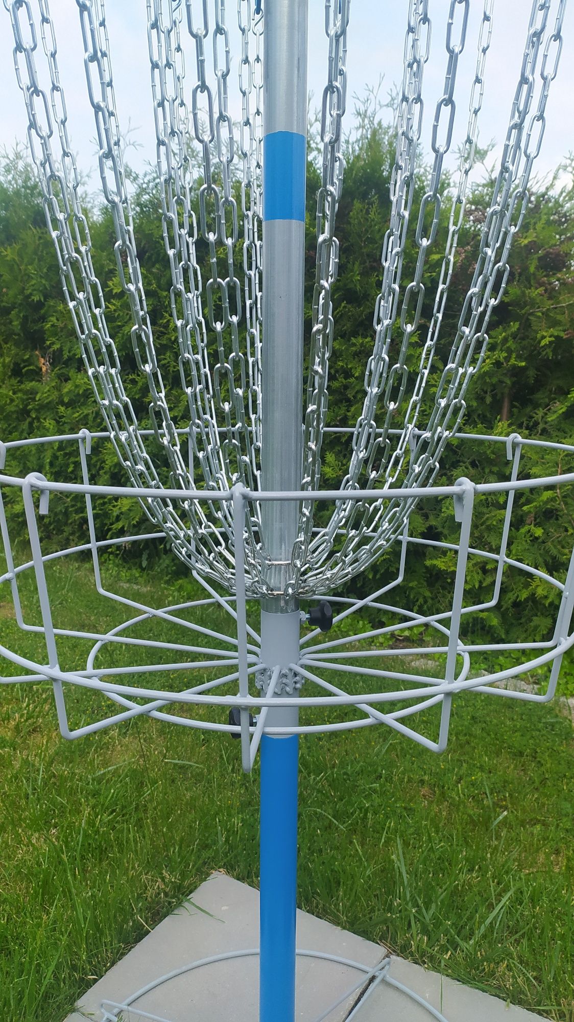 Przenośny kosz do dyskgolfa / discgolfa / disc golf / discgolf