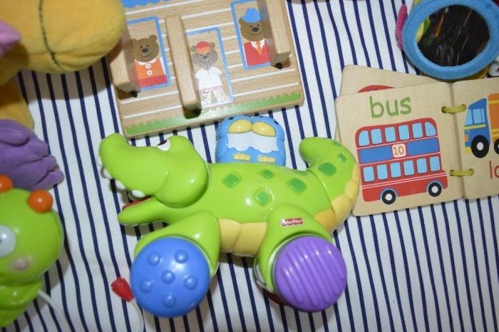 CHICCO FISHER price zabawki zestaw