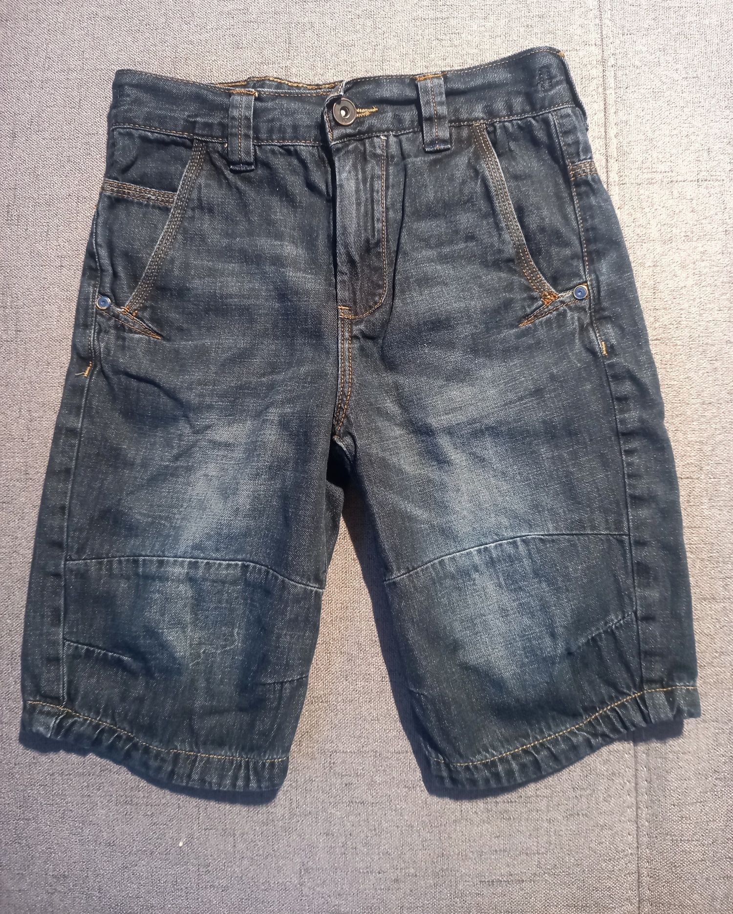 Krótkie jeansowe spodenki Next (134 cm)