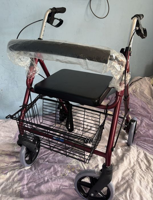 Продам ходунки