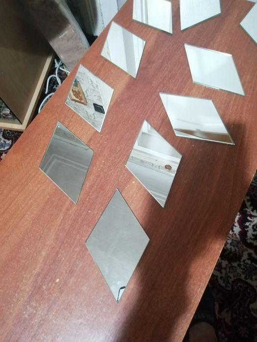 Продам зеркала небольшие