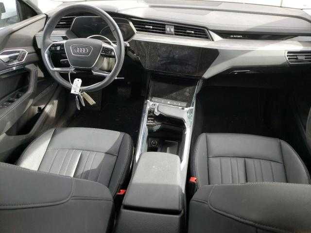 Audi E-tron Premium 2022
