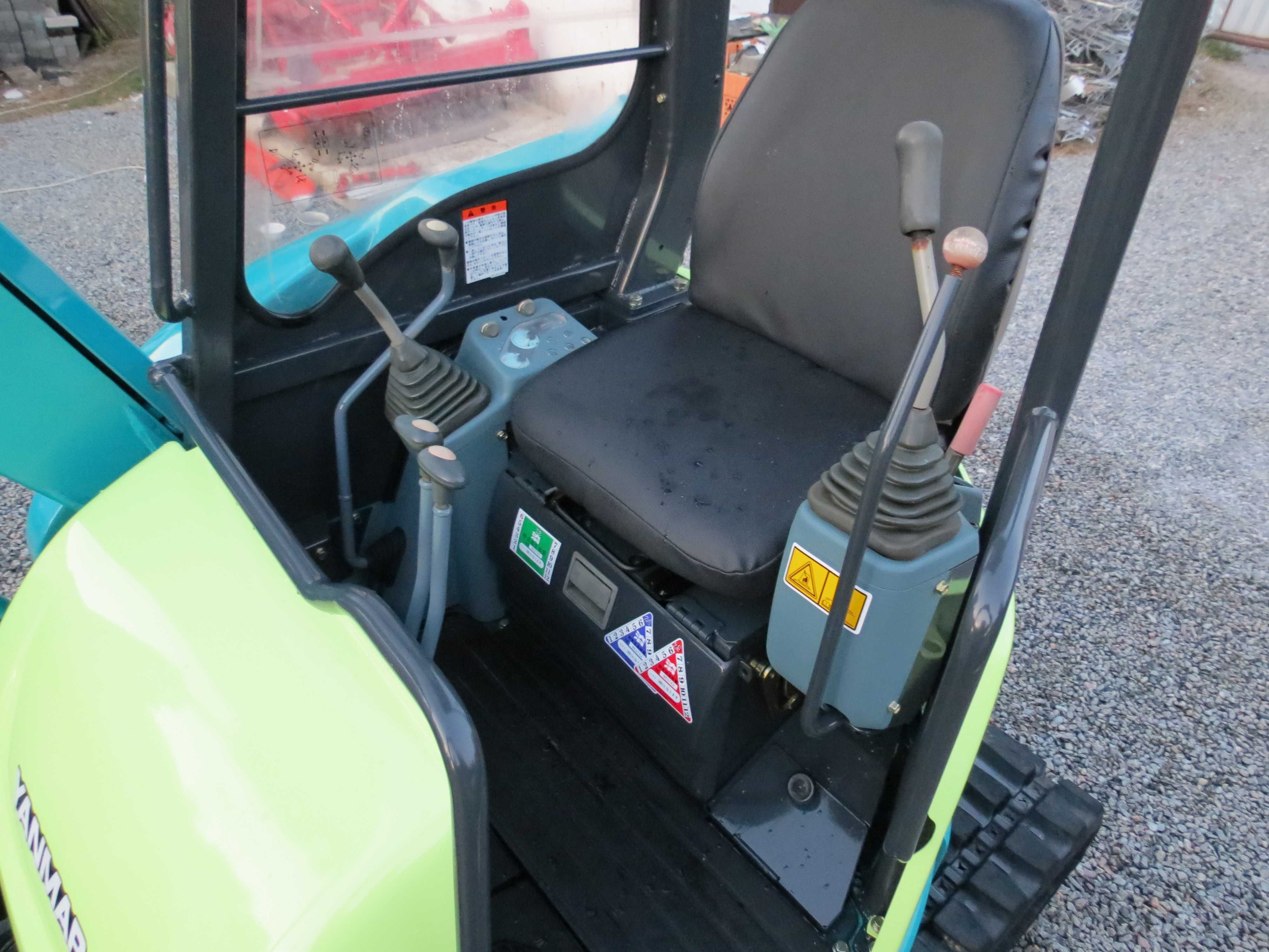 Мініекскаватор Екскаватор Kubota Yanmar JSB Kamatsu