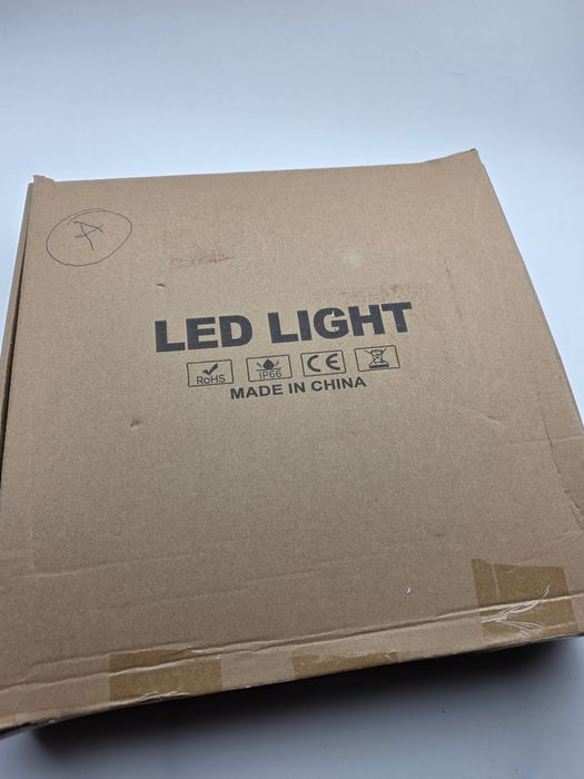 Przenośny naświetlacz roboczy LED.