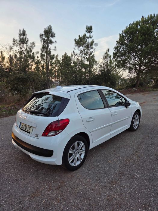Peugeot 207 1.6HDI 99G