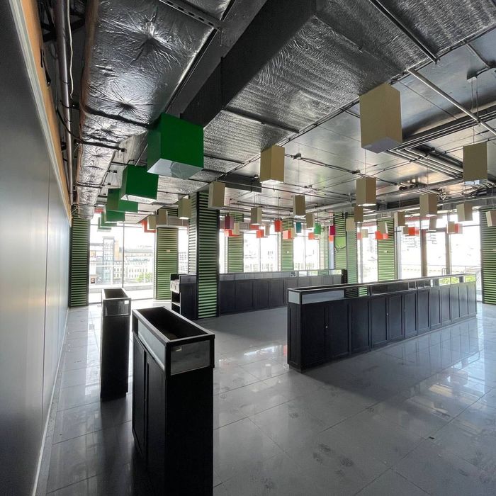 Аренда Помещения 244 м2 Пассаж Центр Мост-Сити Европейская площадь