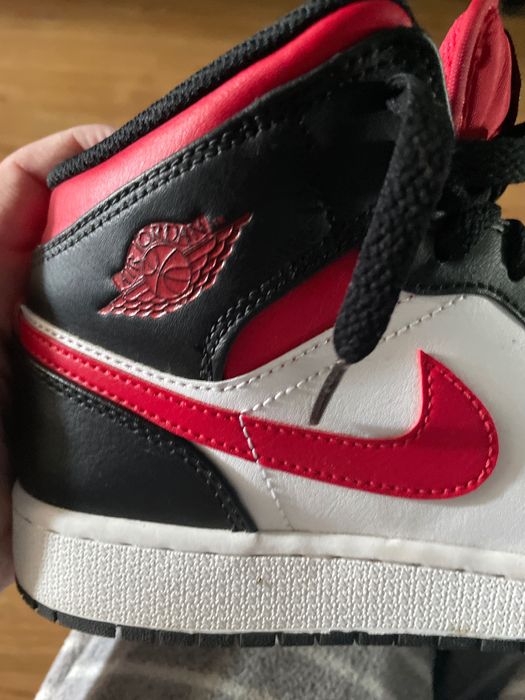 Sapatilhas bota Nike Jordan vermelhas Pretas e Brancas tamanho 38.50