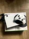 xbox S, 512 GB SDD + pad + kable w pudełku.