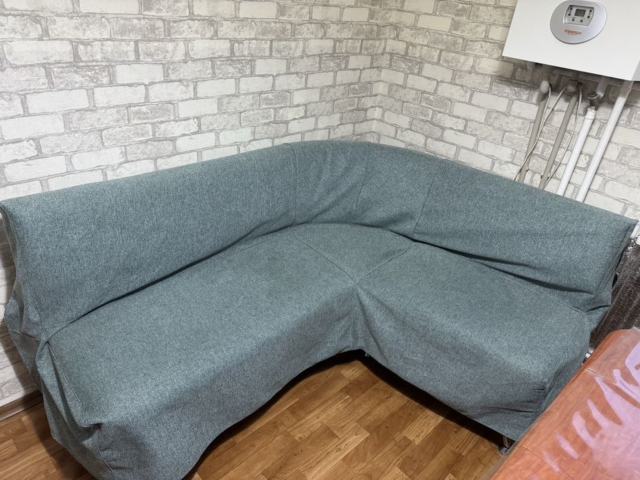 Продам мякий уголок для кухні