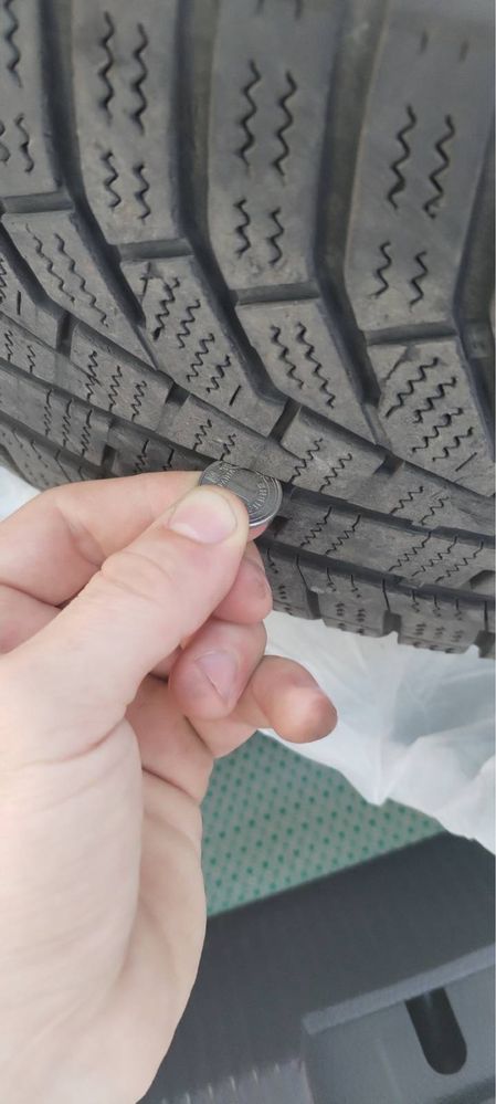 Шини Hankook 215/55/17