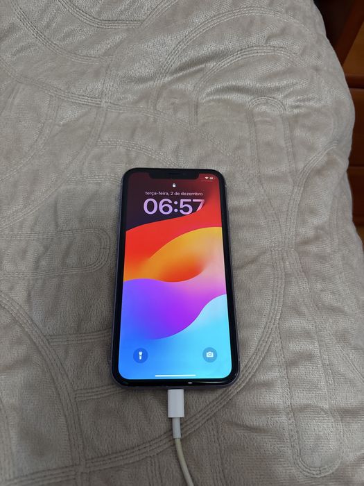 Iphone 11- Lilás