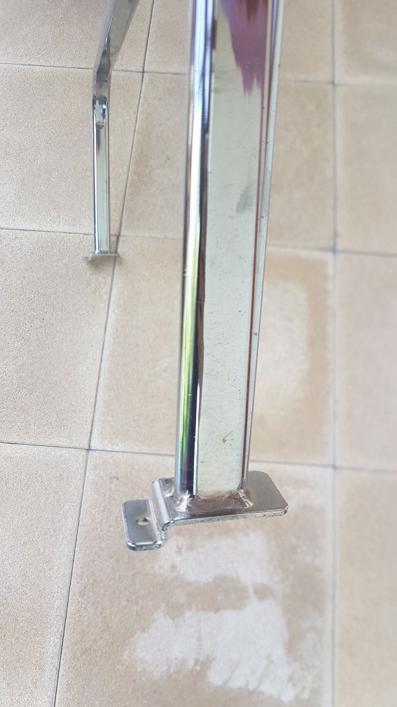 Wieszak ramowy "U" 90CM na 30 cm na panel SPACEWALL