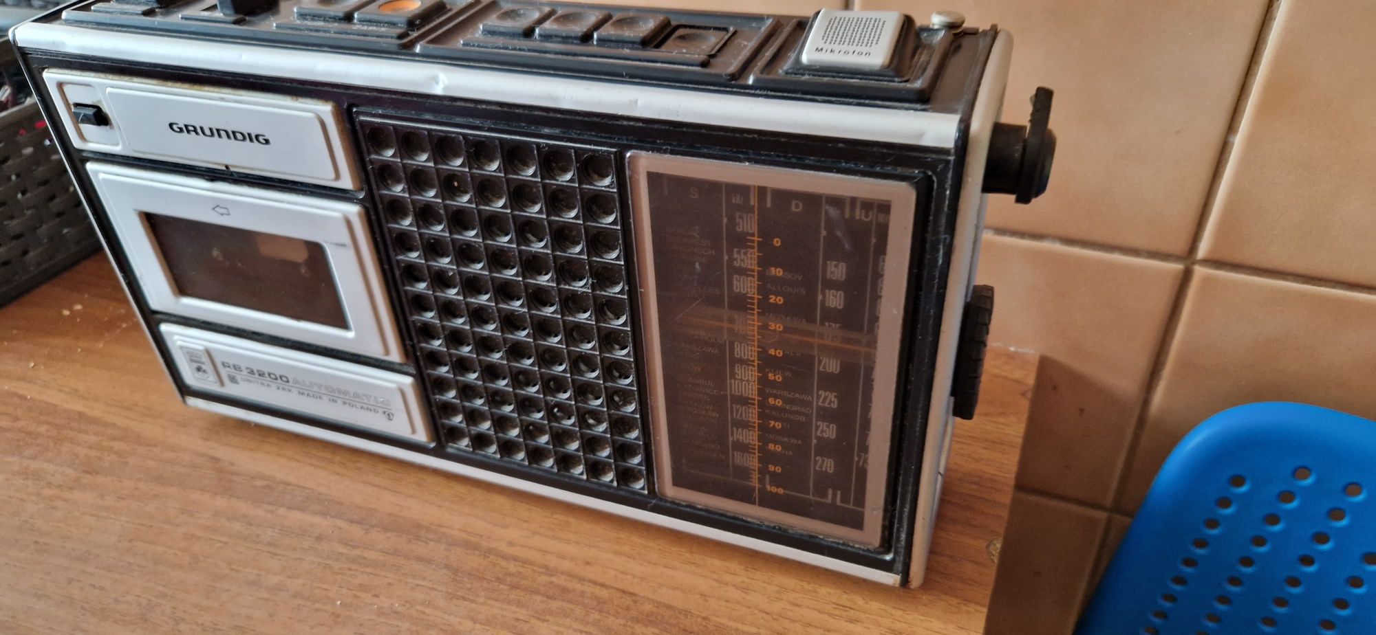 Radiomagnetofon PRL RB3200 Grundig