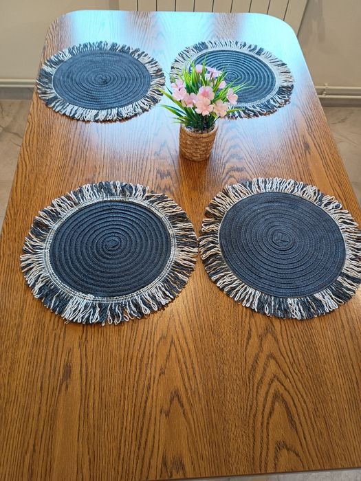 Okazja .Sprzedam  stół do kuchni 160 / 80