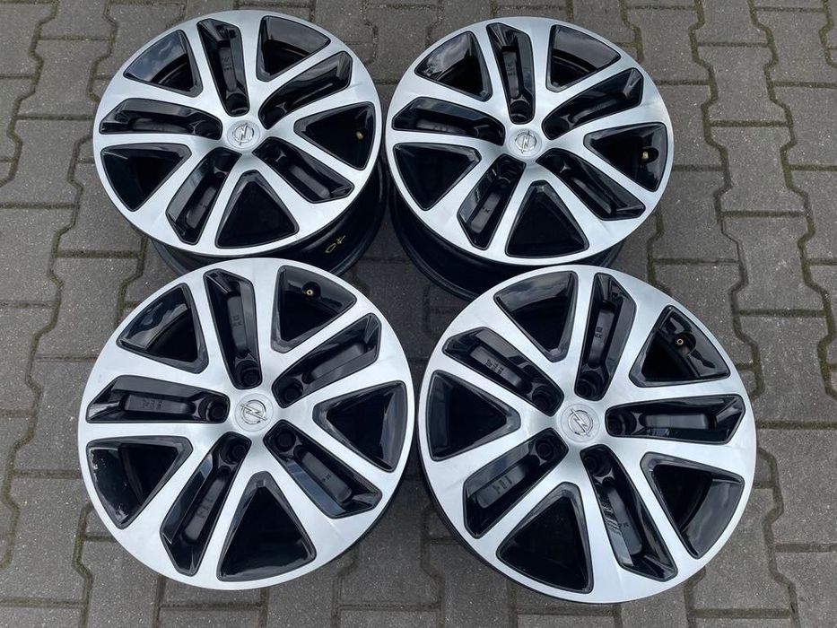 Felgi Strukturalne 17&quot; 5x115 ET 44 Opel Insignia B Astra J IV Zafira C