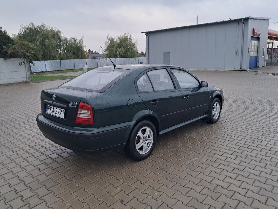 Sprzedam Skode Octavie 1.4 benzynka