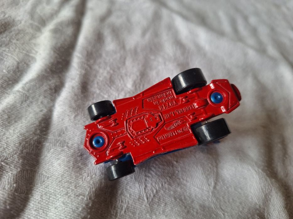 Samochodzik Hot Wheels Dirty Outlaw