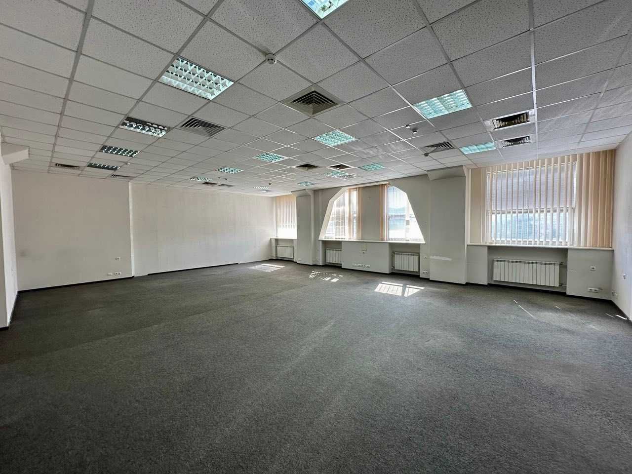 Офіс в БЦ, Open Space - 118 м.кв., генератор, Поділ. Власник
