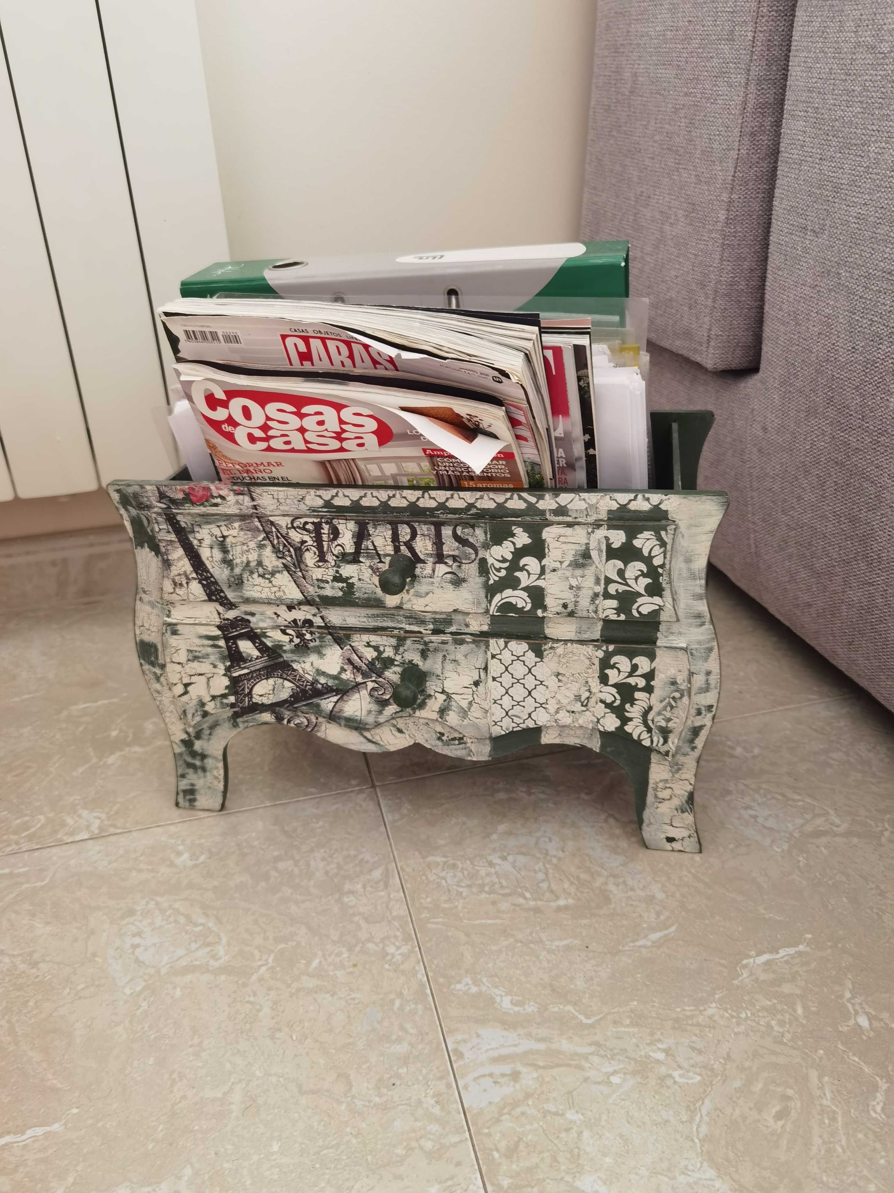 Porta Revistas Verde