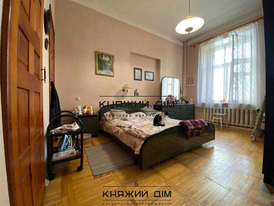 Продаж 3 кімнатна квартира м. Олімпійська КОД 21147044