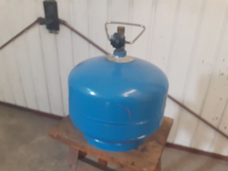 Sprzedam  butlę gazową  pełna