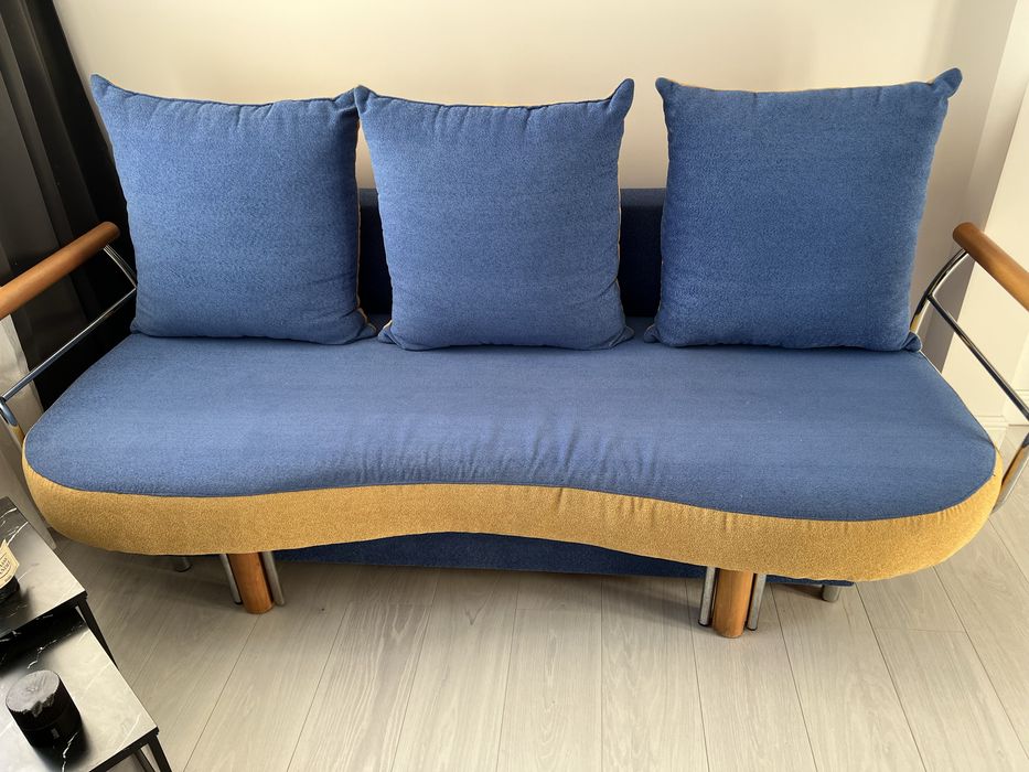 Sofa z funkcją spania + pojemnik na pościel