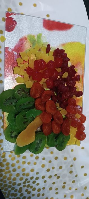 Спеції та сухофрукти