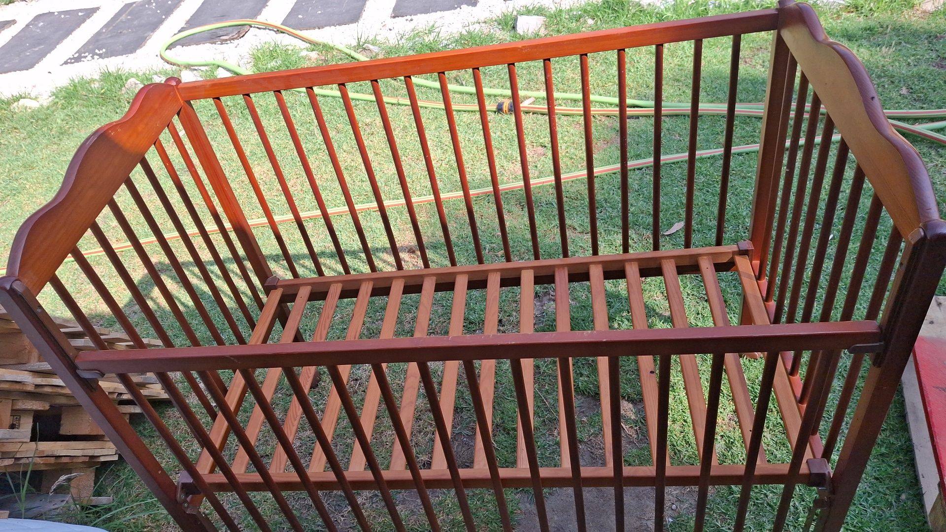 Berço bebecar Trama
