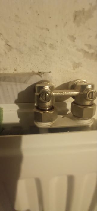 Grzejnik dwupłytowy