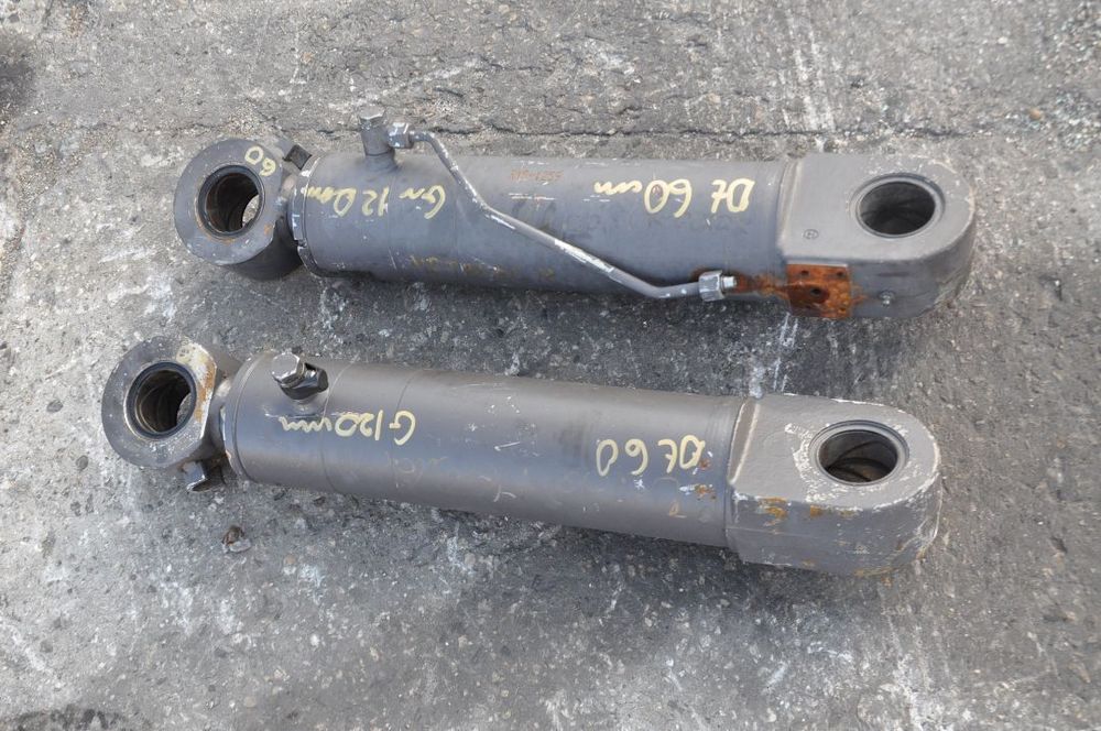 SIŁOWNIK HYDRAULICZNY MECALAC DŁ. 60 CM