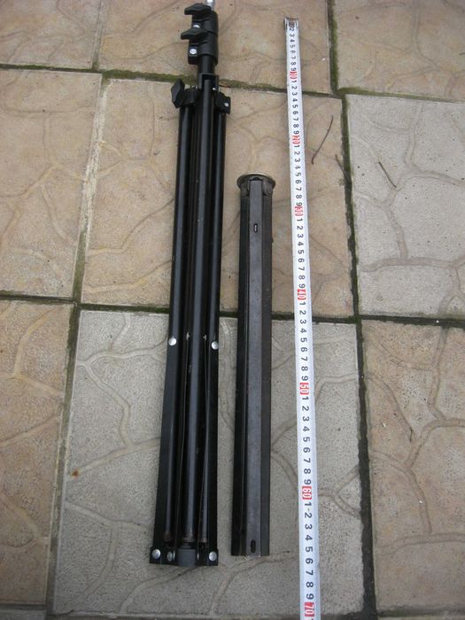 Продам треногу штатив раскладной