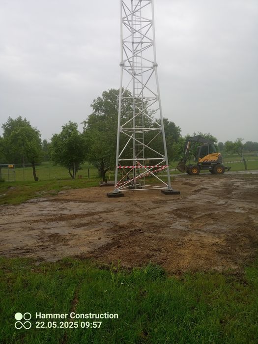 Usługi Koparka kołowa. Roboty ziemne