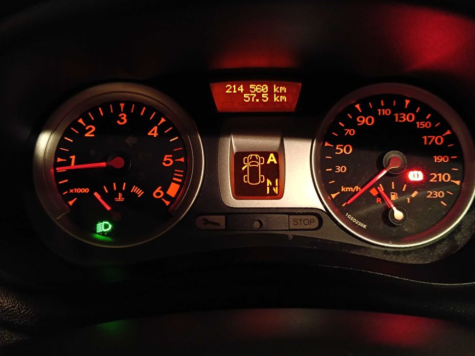 Renault Clio 1.5 Dci, 85Cv. Automático/Manual. Full Extras. Como Novo.