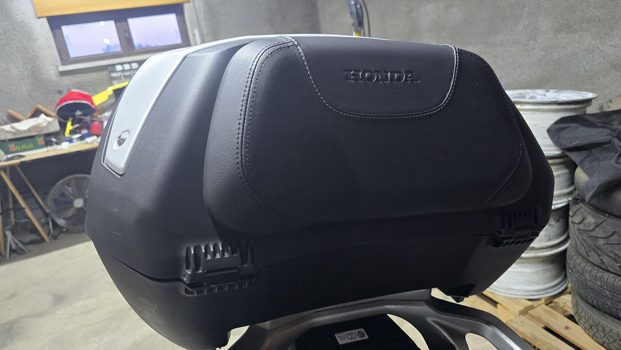 Top case Honda + base + bolsa