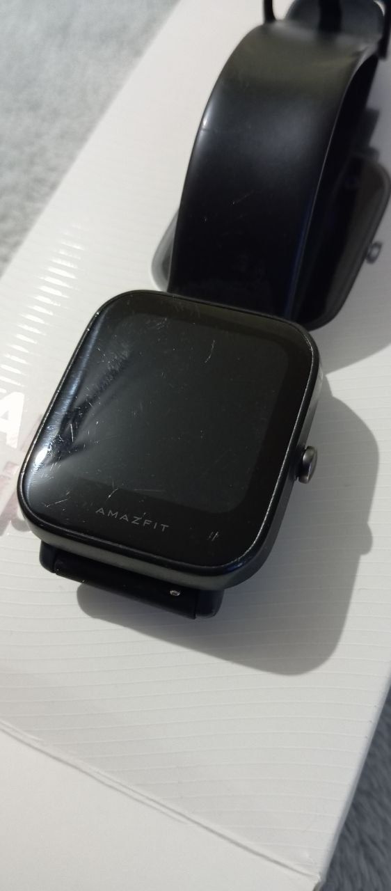 Часы amazfit bip u