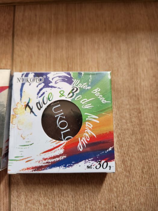 Фарба для обличчя та тіла, аквагрим