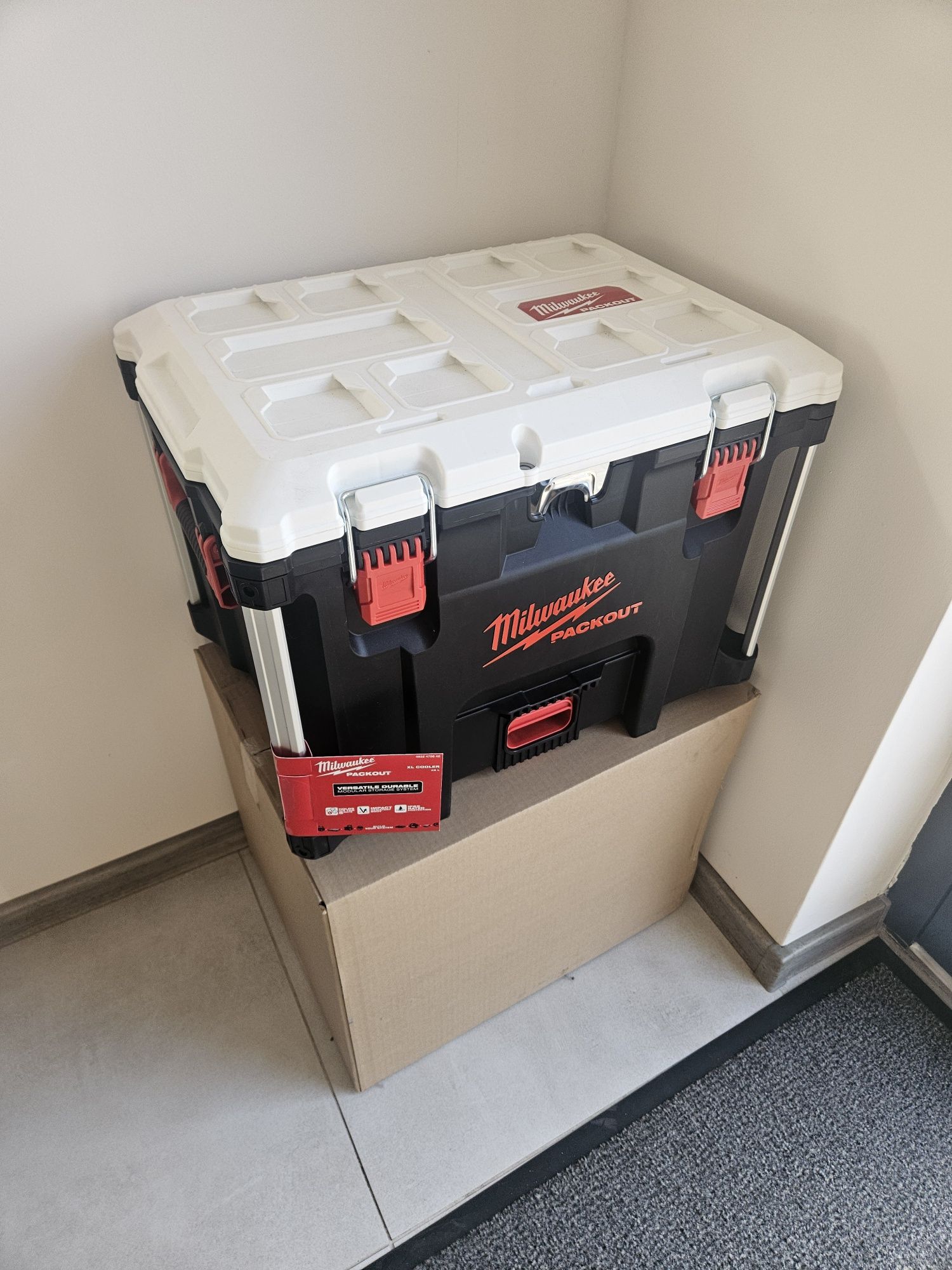 Box lodówka Milwaukee skrzynka narzedziowa