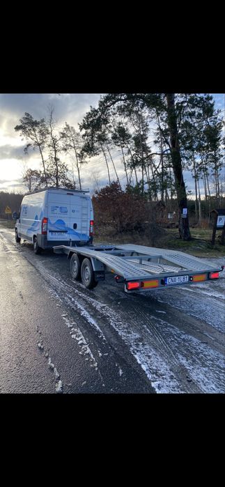 Wynajem Przyczep platforma laweta 4,5 5,5m 8m 8,5m  na dwa auta 3,5Dmc