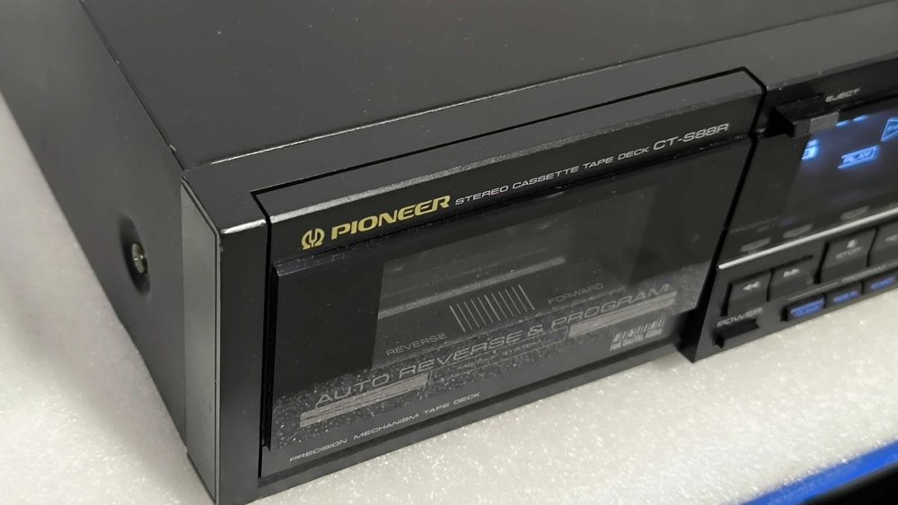 Magnetofon P I O N  I  E R  CT S88R z DBX oraz autorewers