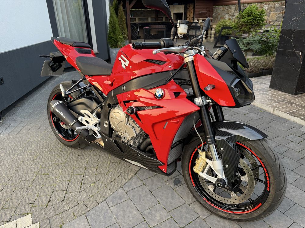 Продам BMW S1000R