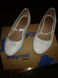 Sapatos 34 Mayoral