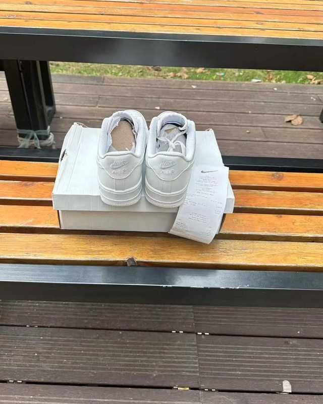 Buty/Nike_AirForce1White "Nowe Trampki" Roz. 38