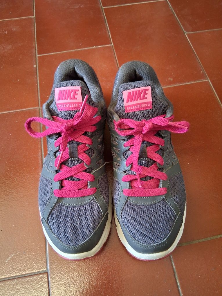 Sapatos nike para senhora