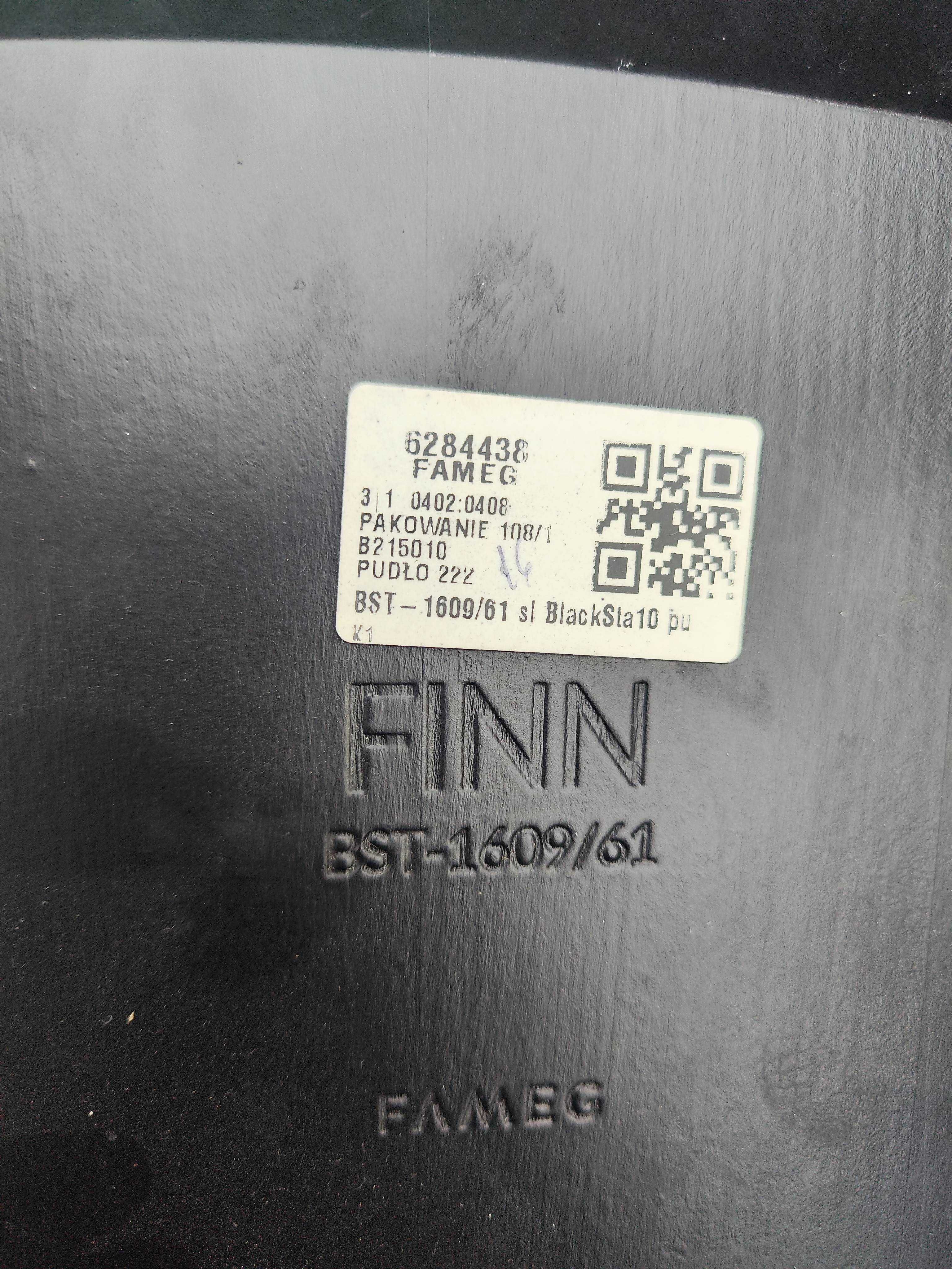 Hoker Finn Fameg
