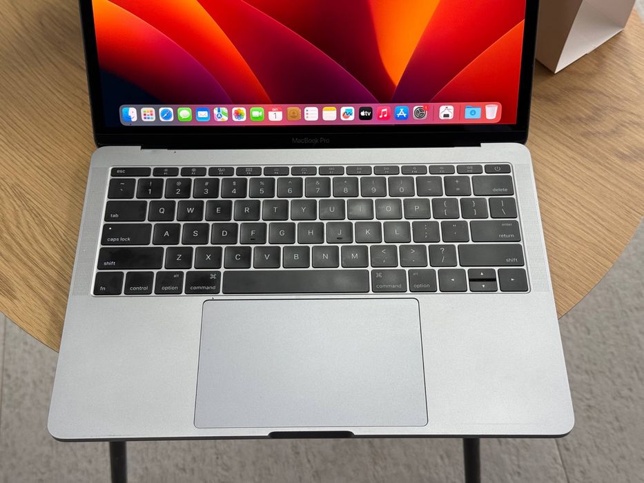 Macbook Pro 2017 i5 2.3GHz 8/256SSD! Магазин! Гарантія! Макбук!